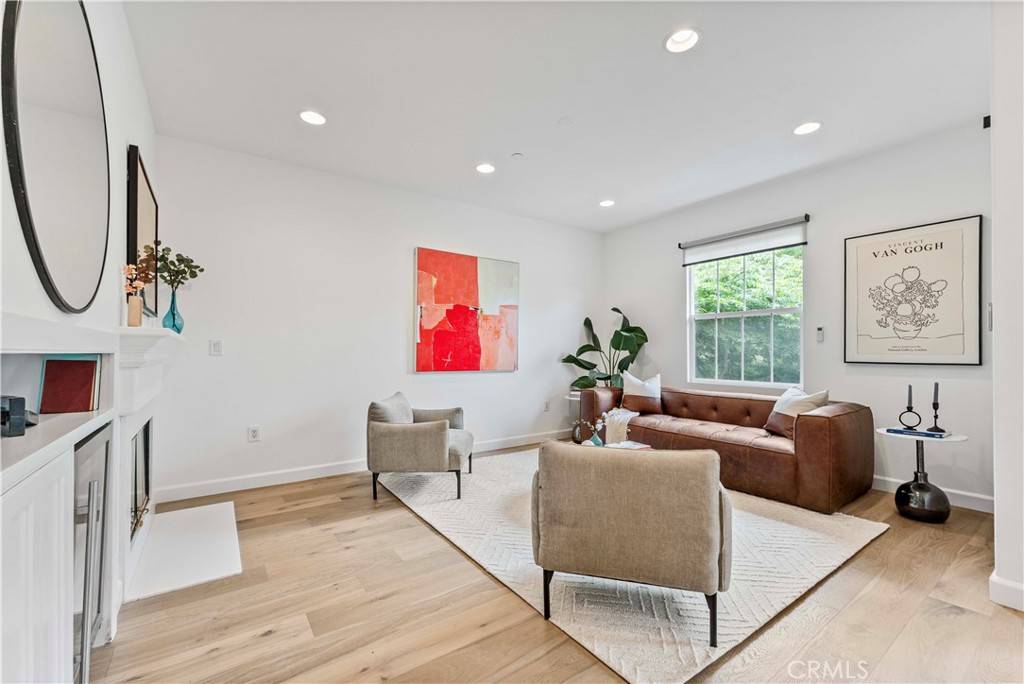 Playa Vista, CA 90094,13080 Pacific #302