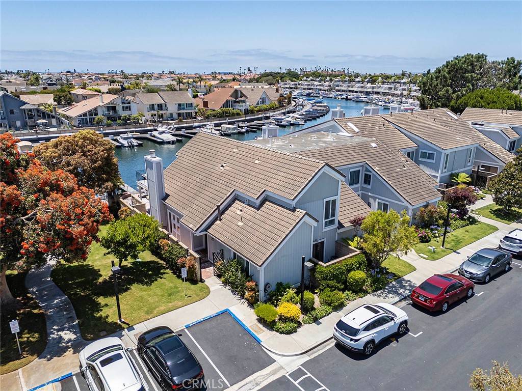 Huntington Beach, CA 92649,3496 Windspun