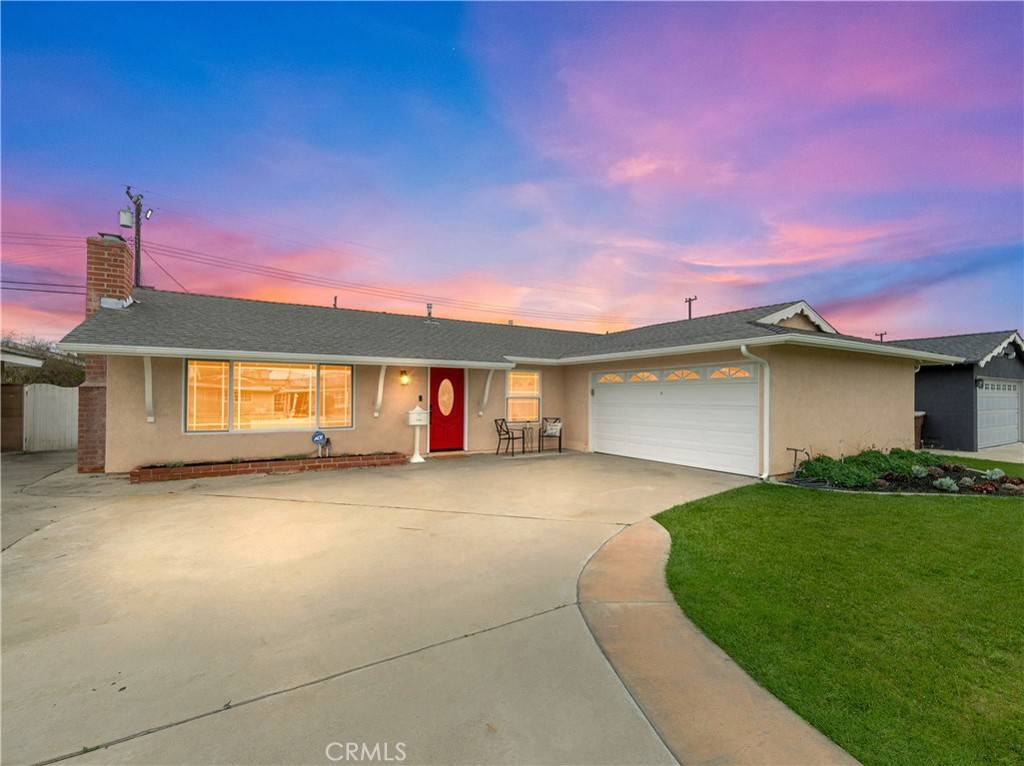 Garden Grove, CA 92845,5472 Santa Gertrudes