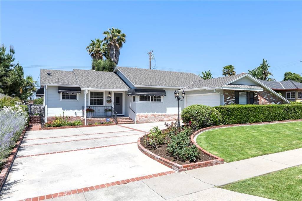 Fullerton, CA 92831,1113 Hollydale DR