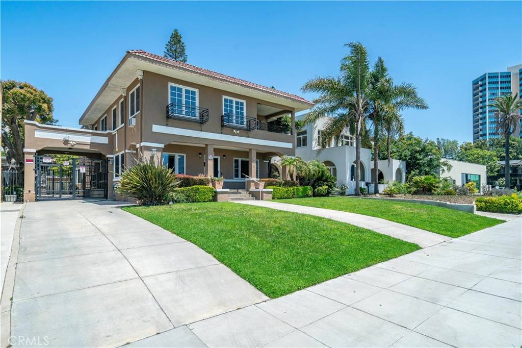 Long Beach, CA 90803,2747 E Ocean BLVD
