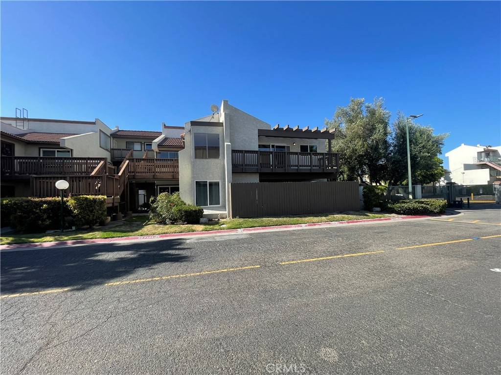 Anaheim, CA 92805,951 S Citron ST #5