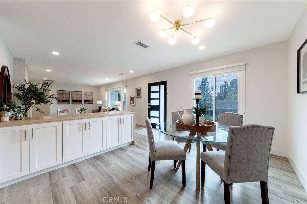 Fullerton, CA 92832,804 Lois LN