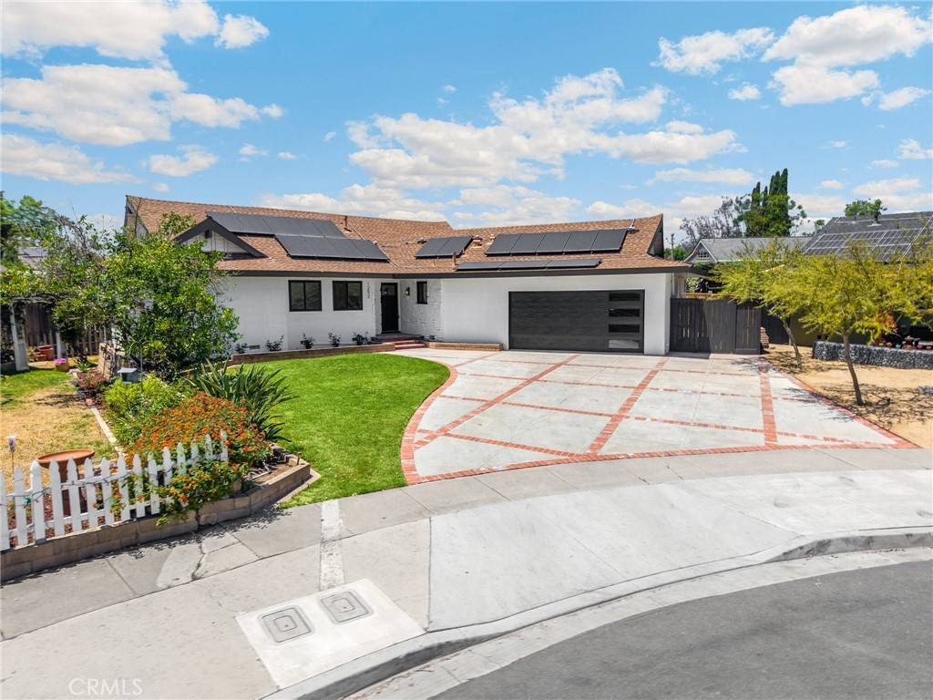 Tustin, CA 92780,1292 Tiffany PL