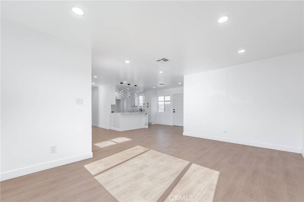 Gardena, CA 90247,1049 W 130th ST