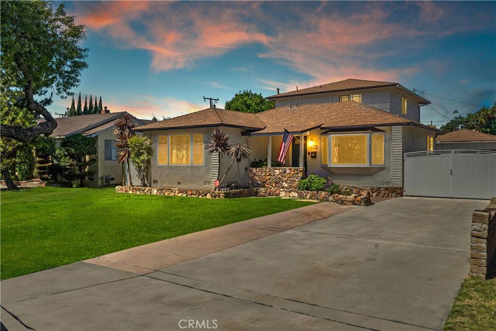 Long Beach, CA 90808,4851 Graywood AVE