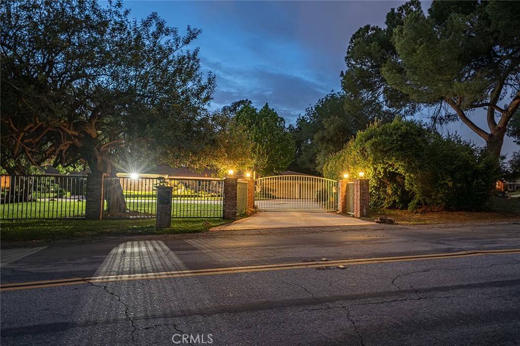 Covina, CA 91724,20827 E Mesarica RD