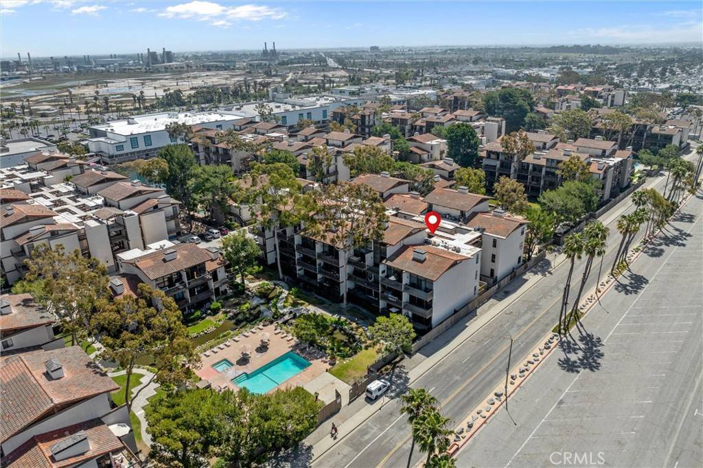 Long Beach, CA 90803,6217 Marina Pacifica Dr S