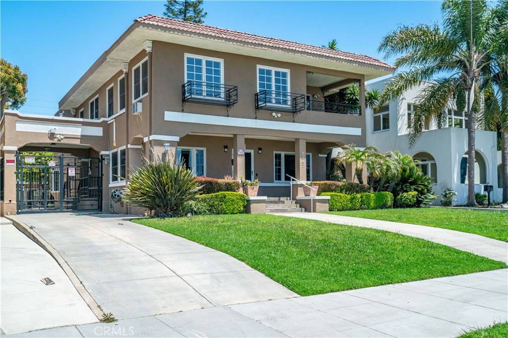 Long Beach, CA 90803,2747 E Ocean BLVD