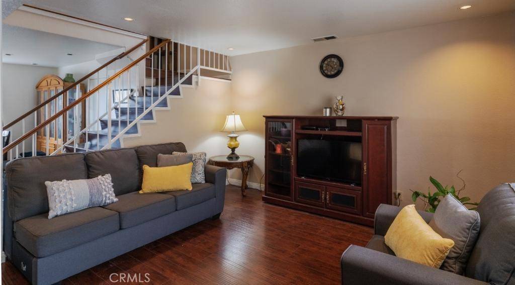 Inglewood, CA 90302,916 E 65th ST #3