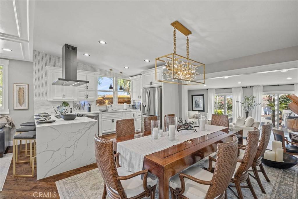 Riverside, CA 92503,14461 Oakley DR