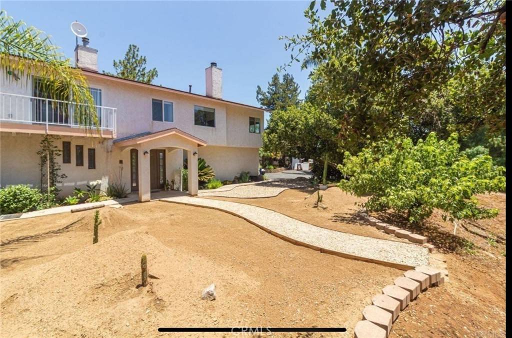 Escondido, CA 92026,10210 Lilac Ridge RD