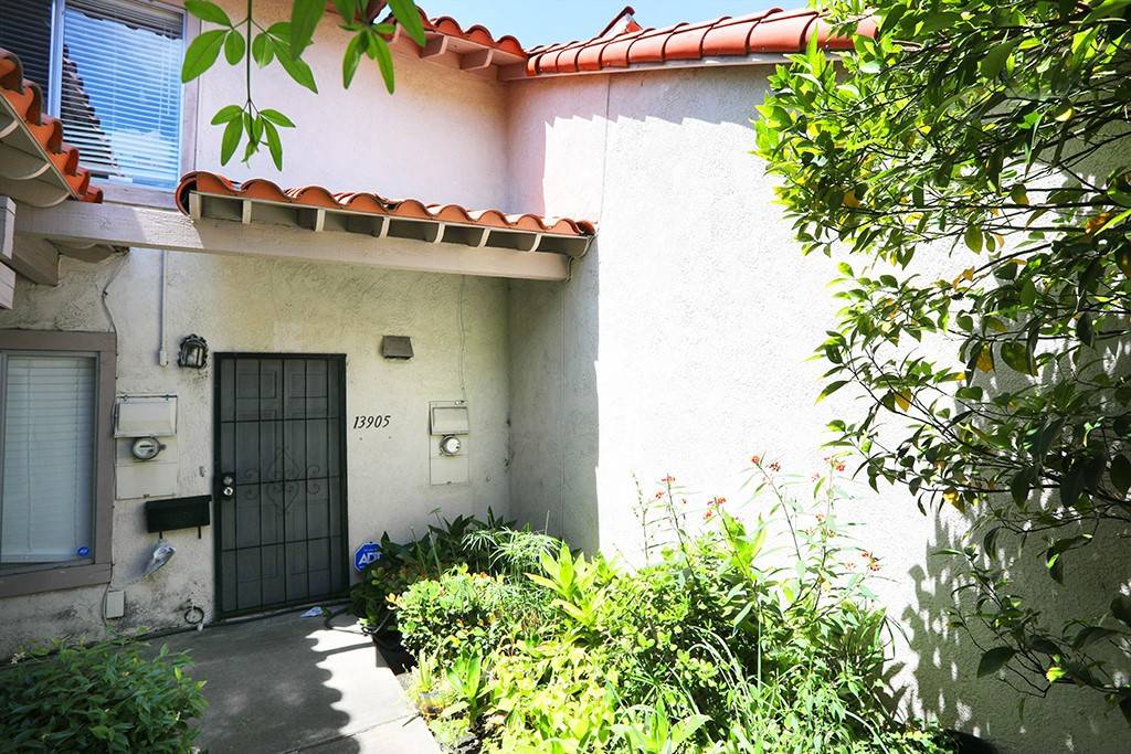 Garden Grove, CA 92844,13905 Magnolia ST