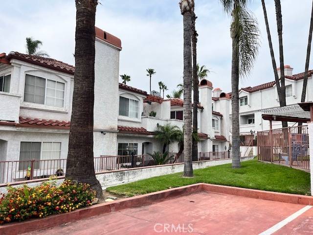 Montebello, CA 90640,264 E Beverly BLVD #A