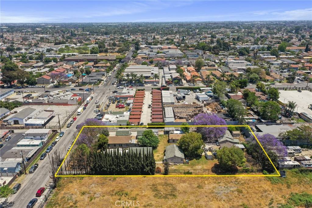 Compton, CA 90222,530 E El Segundo BLVD