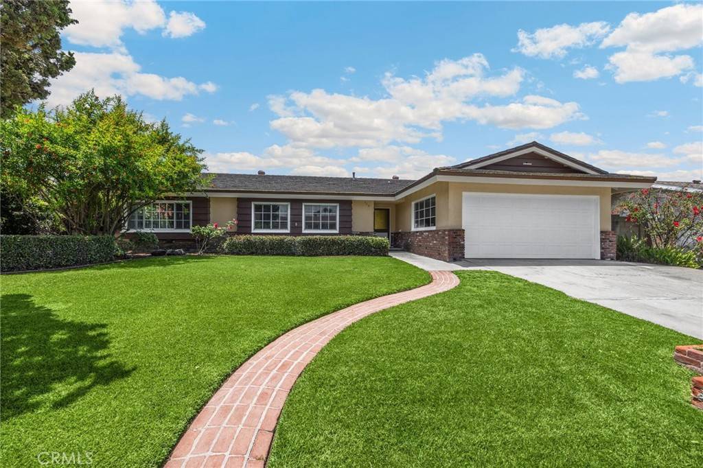 Placentia, CA 92870,226 Breting Way