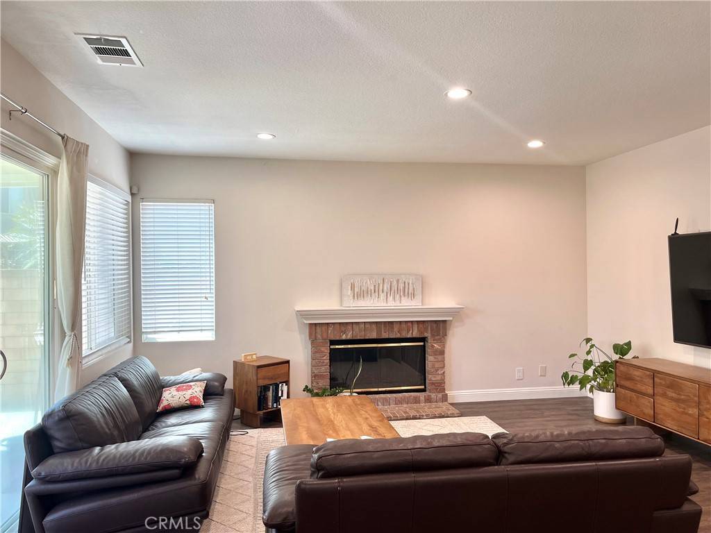 Cypress, CA 90630,4804 Linaro Dr