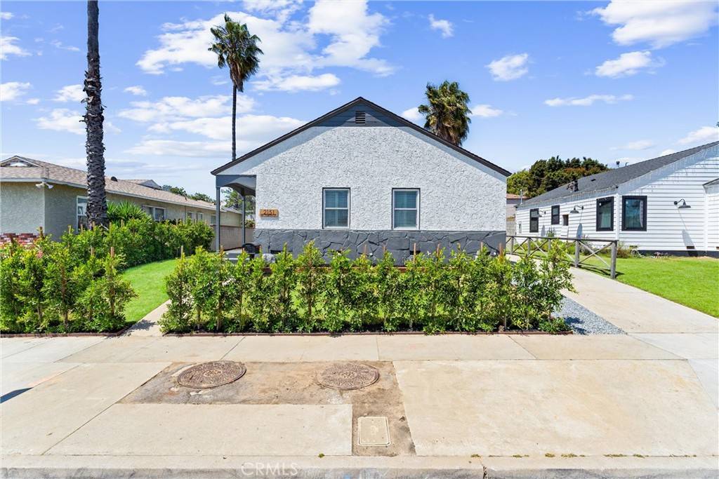 Los Angeles, CA 90047,2151 W 108th ST