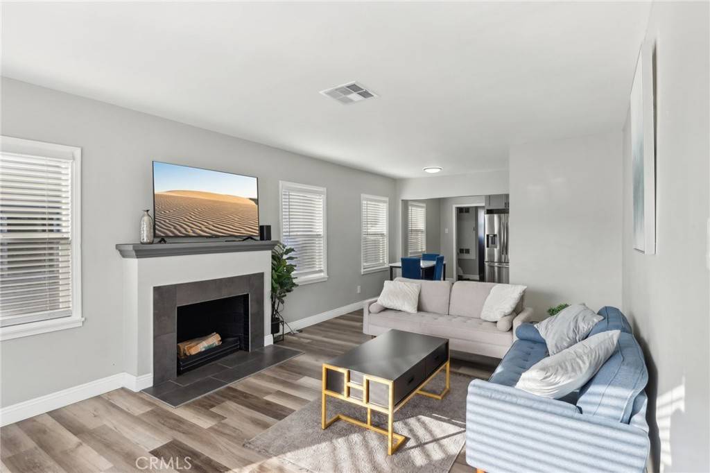 Redlands, CA 92374,821 Lombard DR