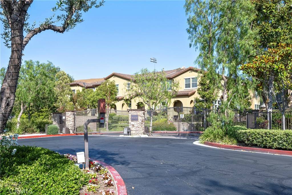 Orange, CA 92867,8543 E Kendra LOOP