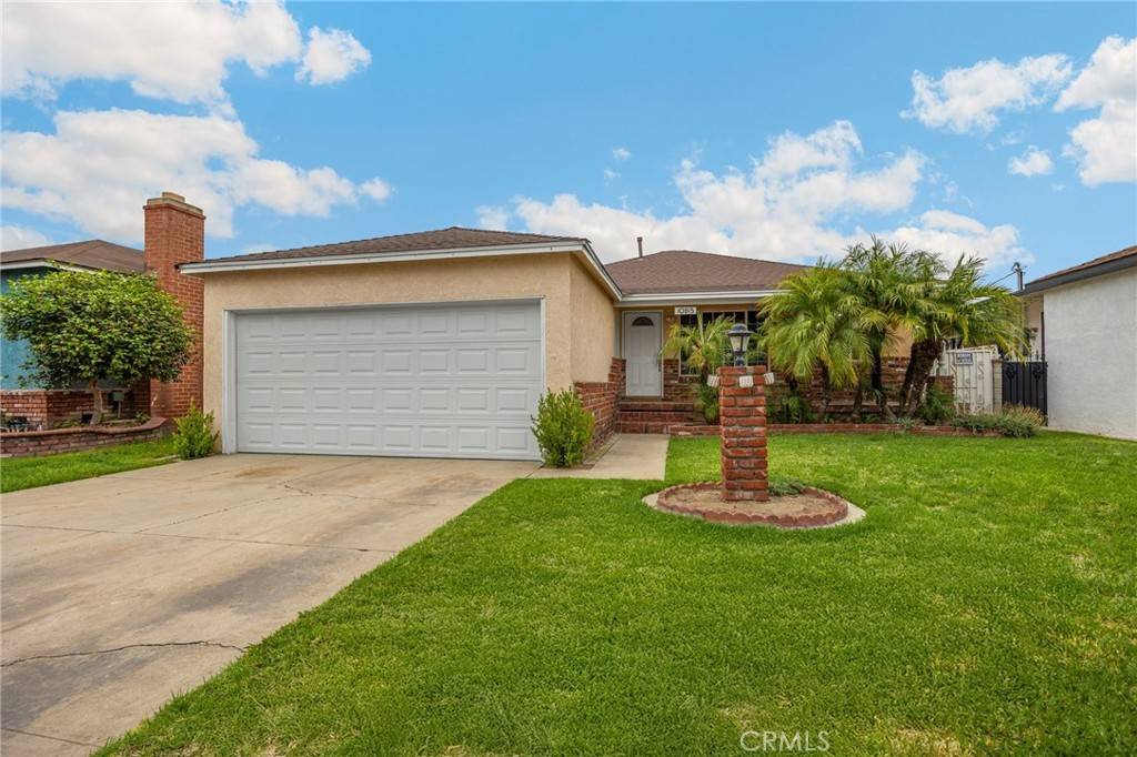 South Gate, CA 90280,10815 Amery AVE
