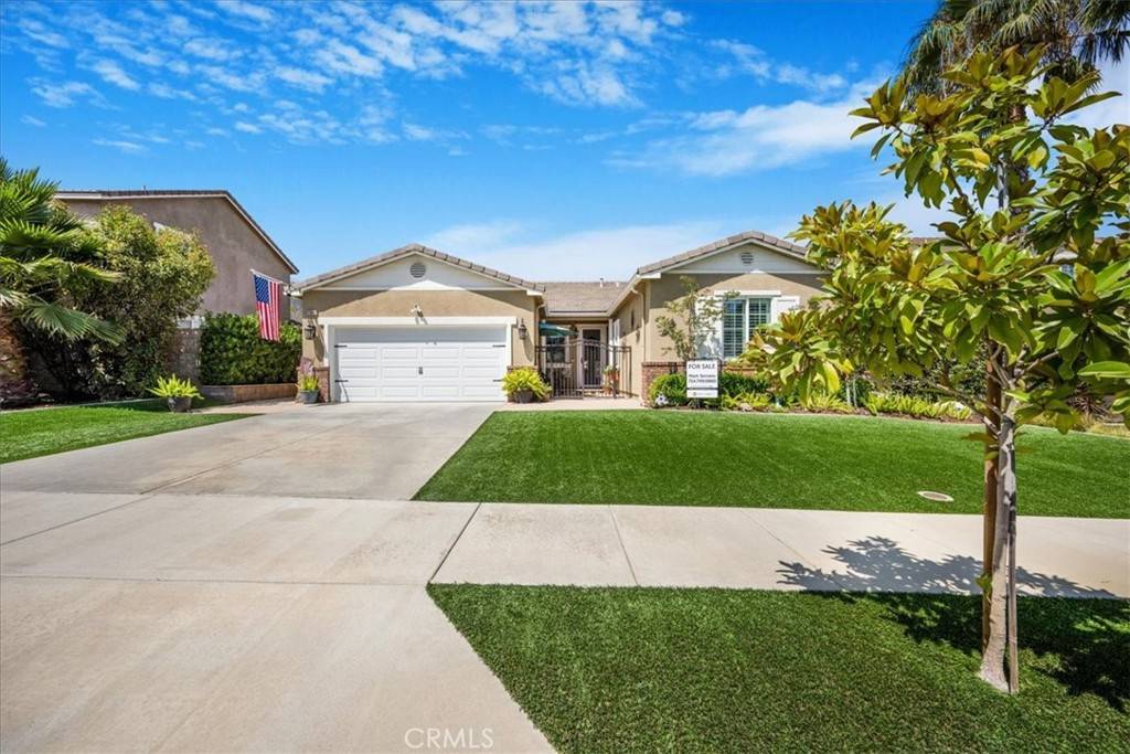 Corona, CA 92883,25687 Red Hawk RD