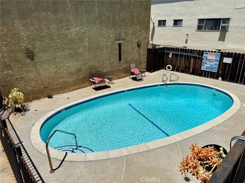 Inglewood, CA 90302,919 N Inglewood Ave #10