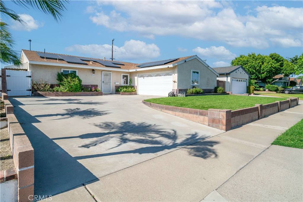 Buena Park, CA 90620,6549 Mount Whitney DR