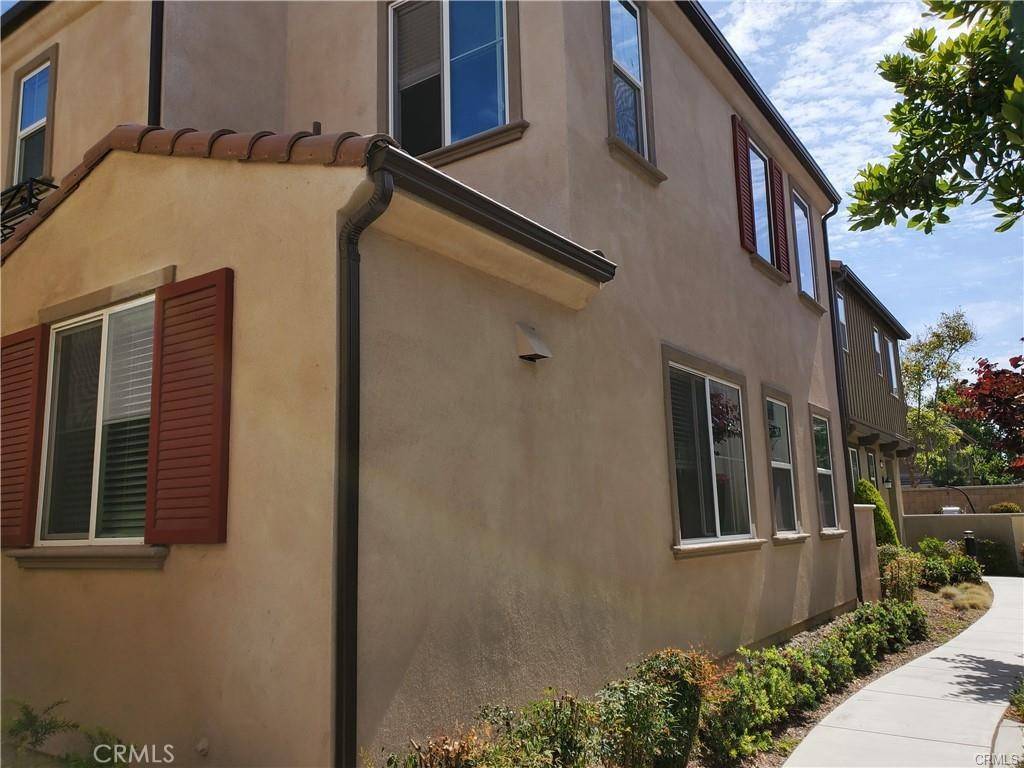 Eastvale, CA 92880,7089 Montecito LN