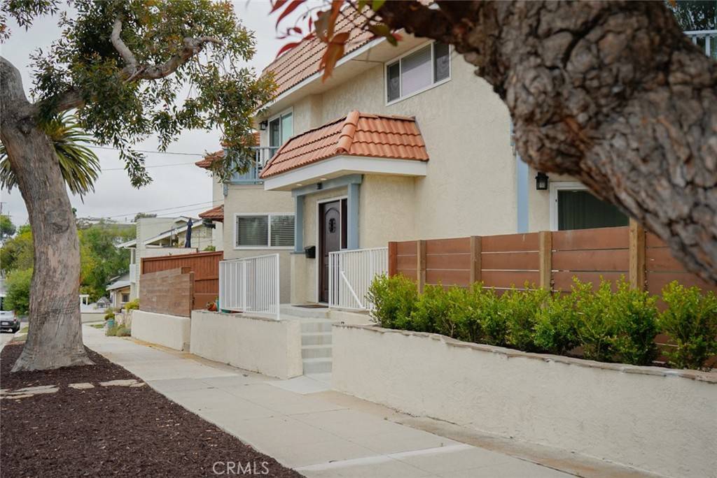 Redondo Beach, CA 90277,318 S Lucia AVE
