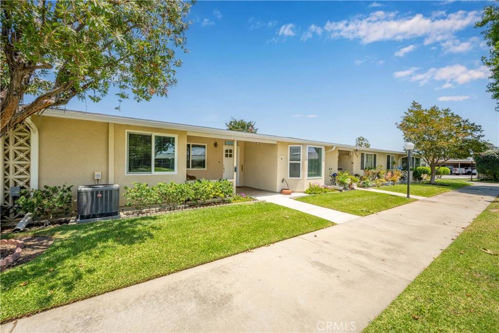 Seal Beach, CA 90740,1420 Northwood RD #241C