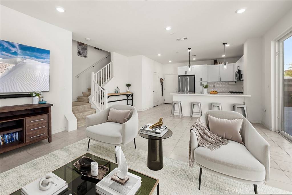 Ontario, CA 91761,3720 S Allston Paseo #7