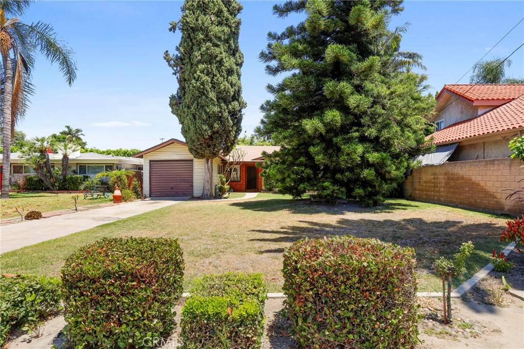 Downey, CA 90241,7935 Harper AVE
