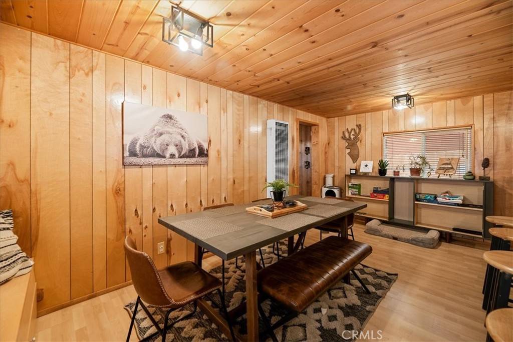 Sugarloaf, CA 92386,317 Moreno LN