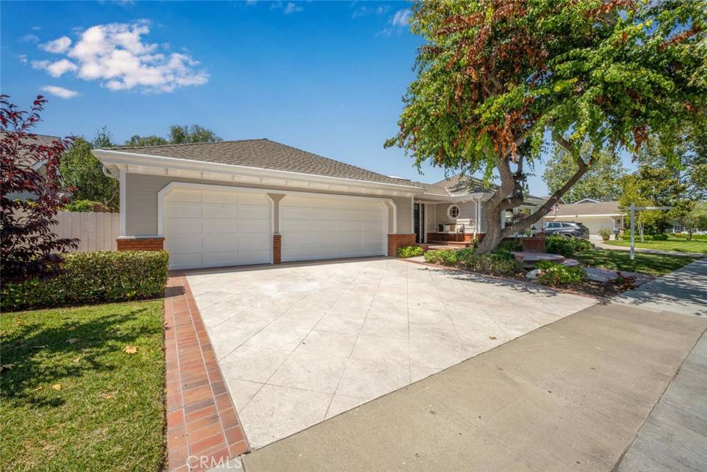 Rossmoor, CA 90720,2961 Walker Lee DR