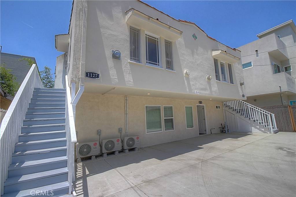 Los Angeles, CA 90029,1127 1/2 Manzanita ST