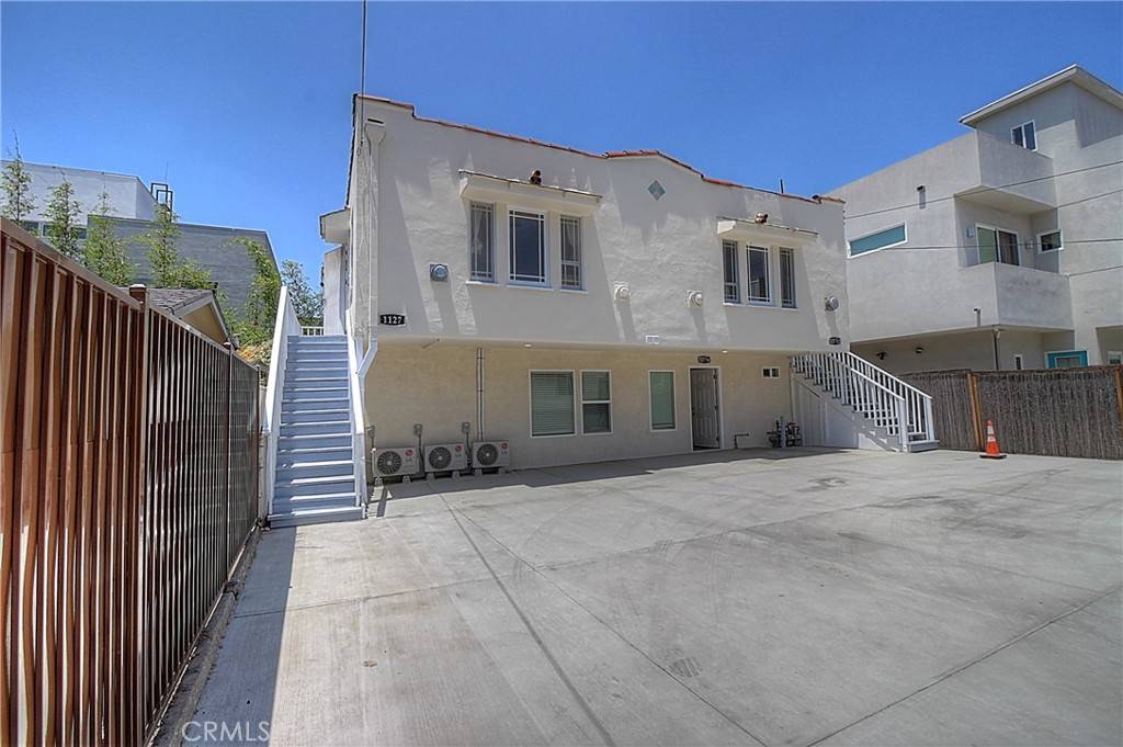 Los Angeles, CA 90029,1127 1/4 Manzanita ST