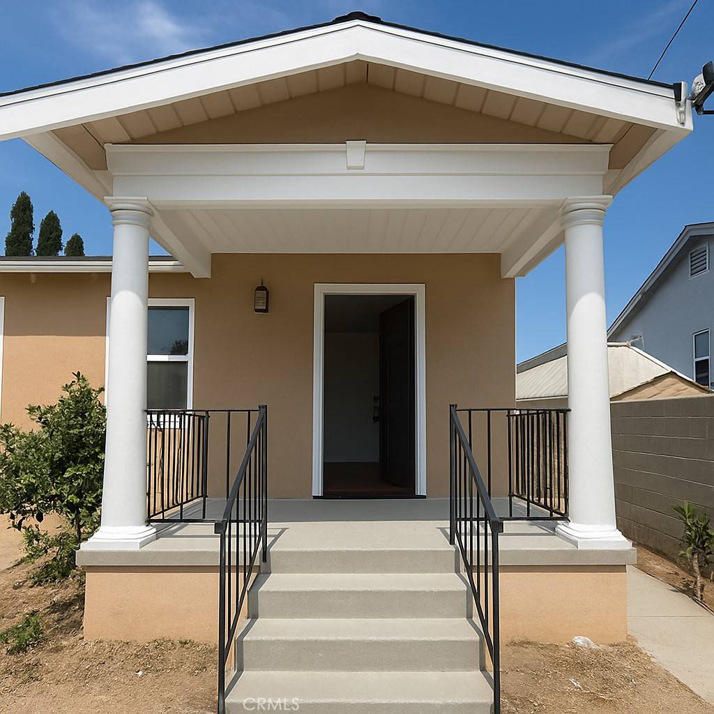 Los Angeles, CA 90042,340 S Avenue 56