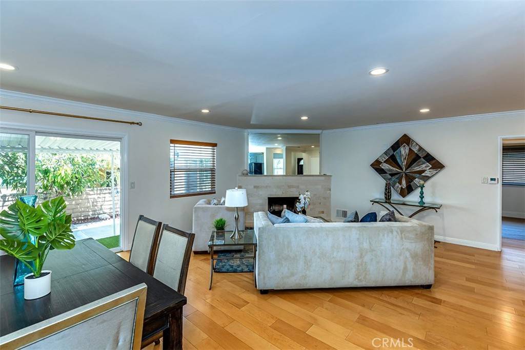 La Mirada, CA 90638,14309 La Mesa DR