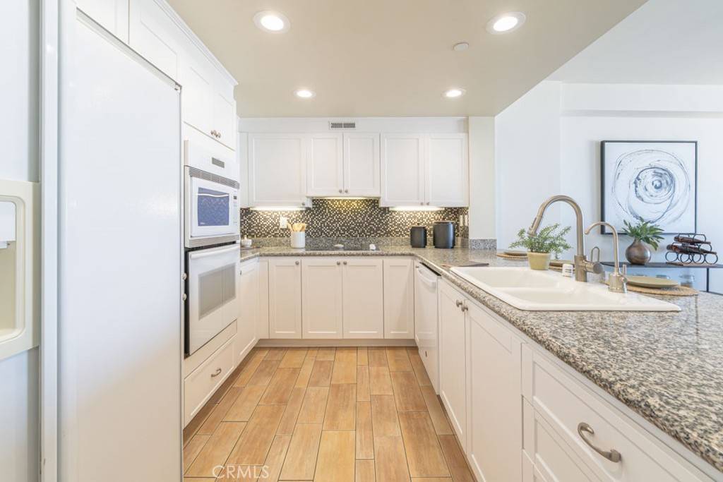 Long Beach, CA 90802,850 E Ocean Blvd #903