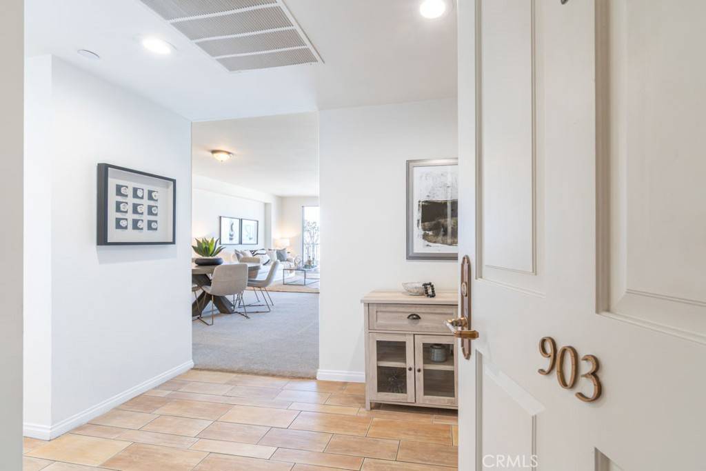 Long Beach, CA 90802,850 E Ocean Blvd #903
