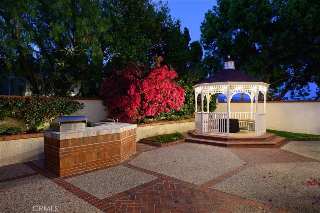 Yorba Linda, CA 92887,20485 Via Canarias
