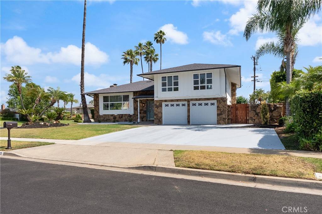 North Tustin, CA 92705,17592 Rainier DR