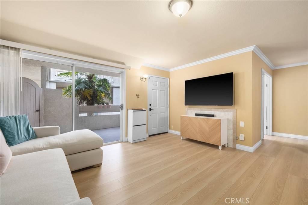 Long Beach, CA 90804,3605 E Anaheim ST #315