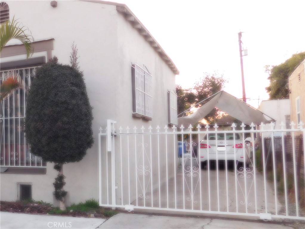 Los Angeles, CA 90023,1319 S Downey RD