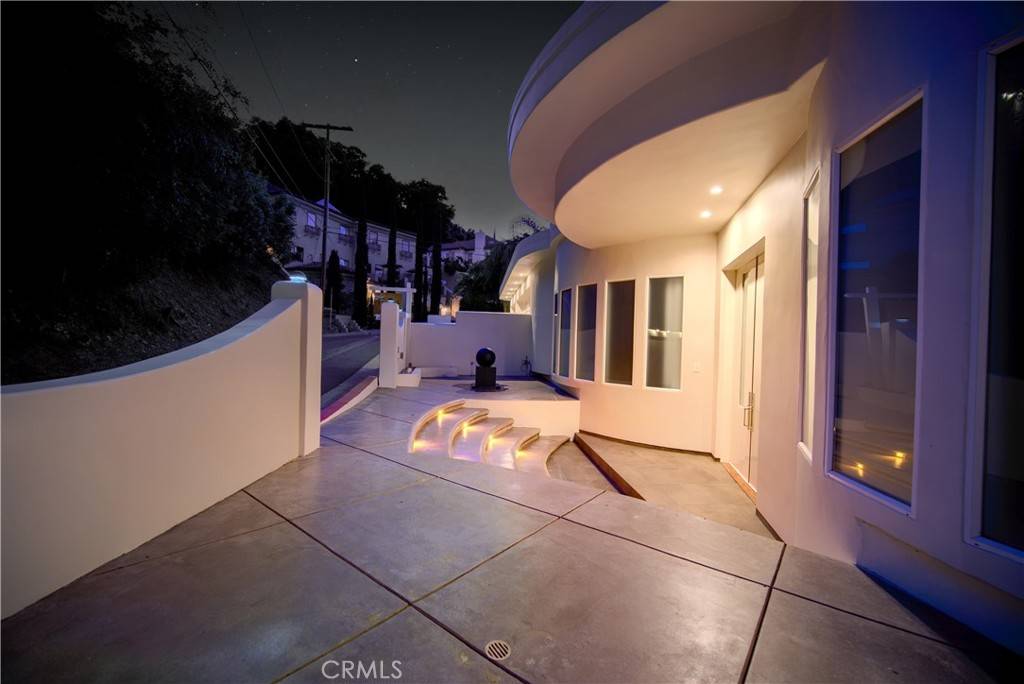 Sherman Oaks, CA 91403,3964 Sumac DR