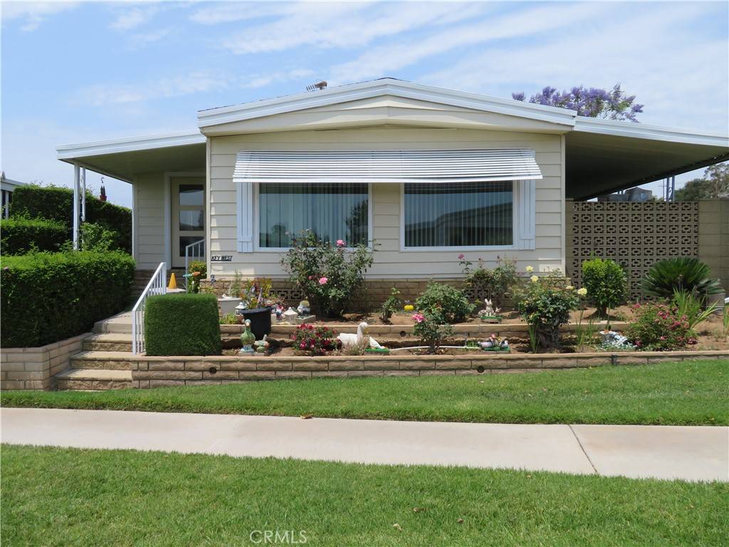 Yorba Linda, CA 92886,16958 Lake Ridge WAY