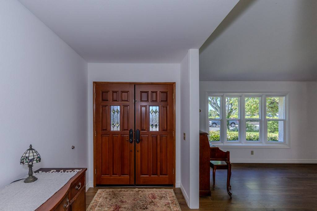 Yorba Linda, CA 92886,18269 Laurel View DR