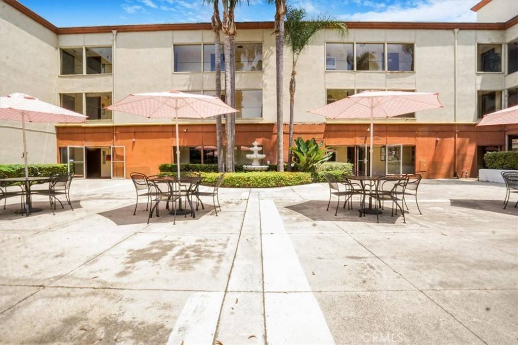 Fullerton, CA 92831,400 N Acacia AVE #D16
