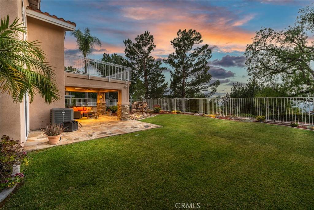 Anaheim Hills, CA 92808,530 S Laureltree DR